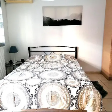 Cosy 3 Close To The City Center דירה